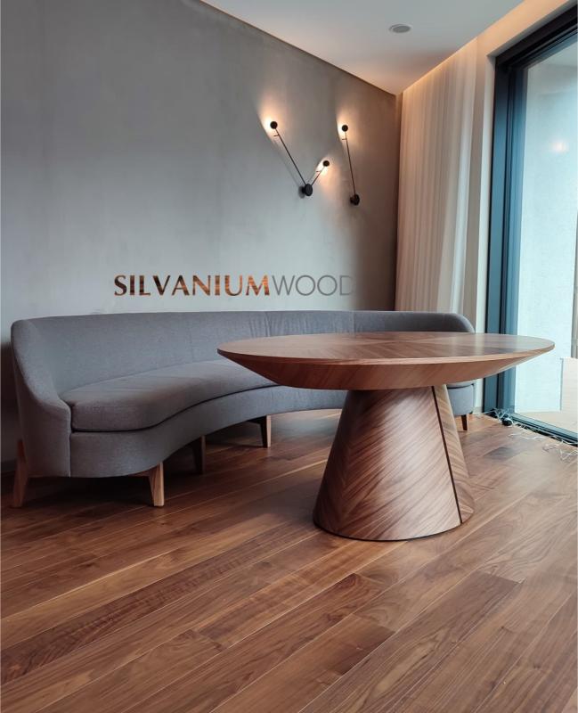 Custom designed, extendable walnut veneered oval dining table  120x190 cm, and for extension 3x50x120 cm